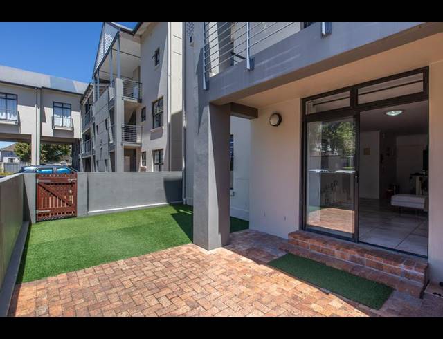 2 BEDROOM APARTMENT FOR SALE IN PLUMSTEAD